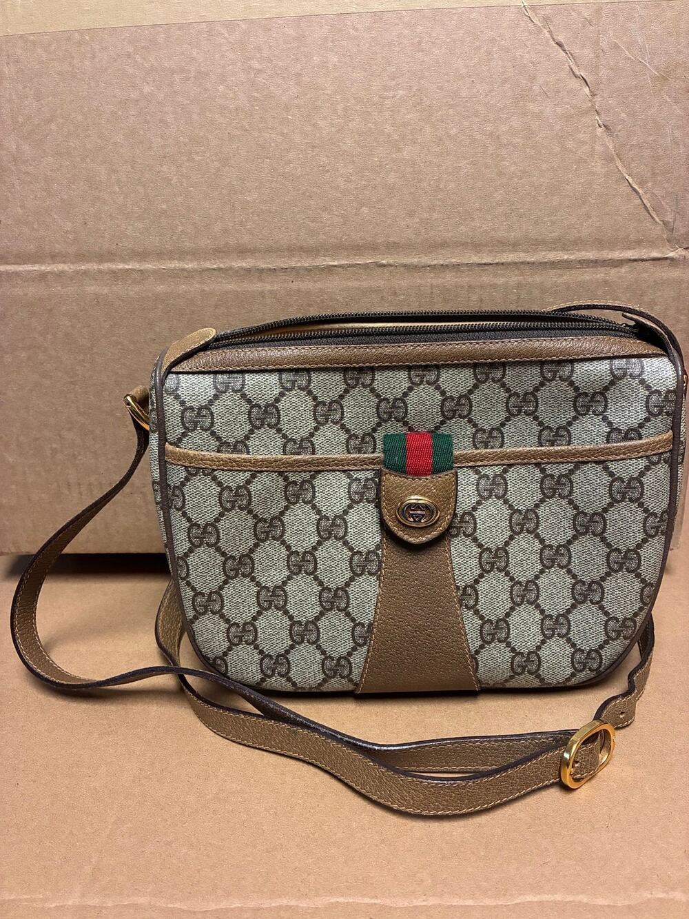 Vintage Gucci GG Supreme Sherry Line Crossbody